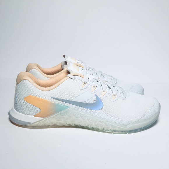 NIKE METCON 4 “RISE” Beautiful 🌸 - Picture 5 of 7